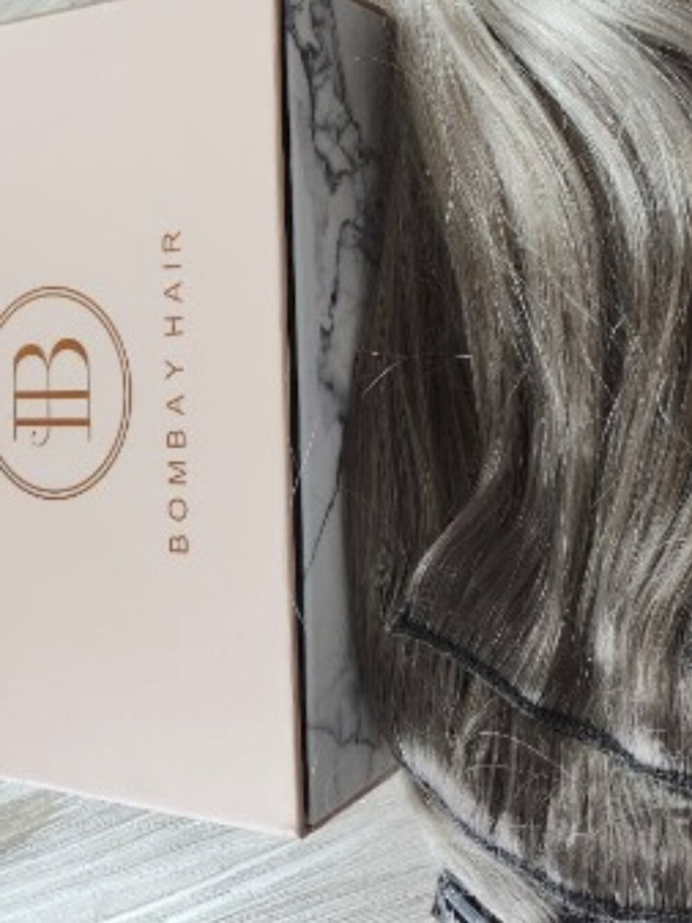 Bombay Hair clip in extensions 18 inch 210 grams - Unworn!